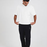 <transcy>Graue, zulaufende Jogginghose</transcy>